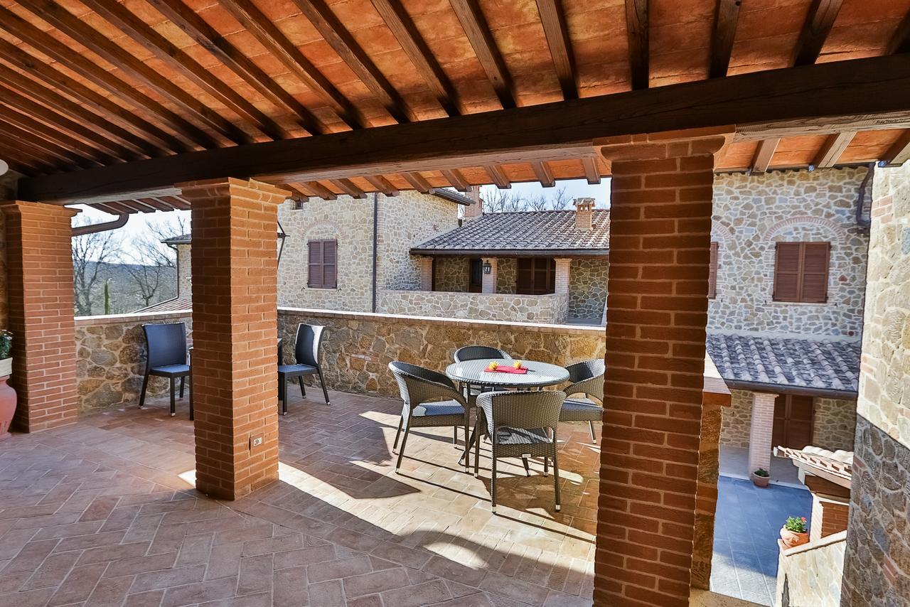 Borgo Poggiardelli Aparthotel Montepulciano Exterior photo